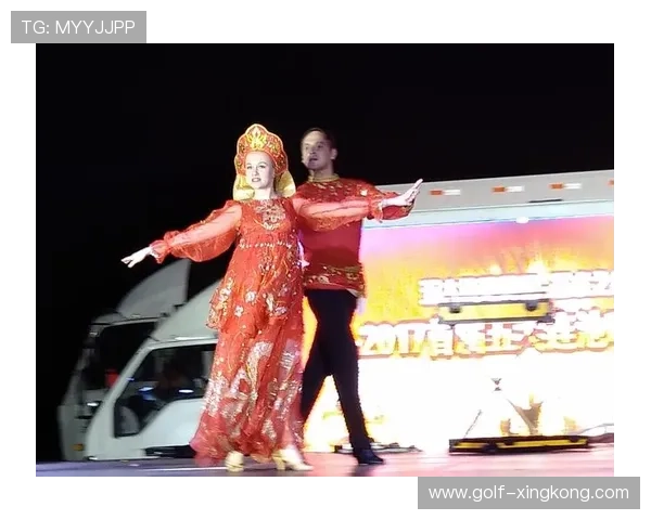 足球巨星惊喜亮嗓韩国综艺舞台献唱引爆全场热烈欢呼